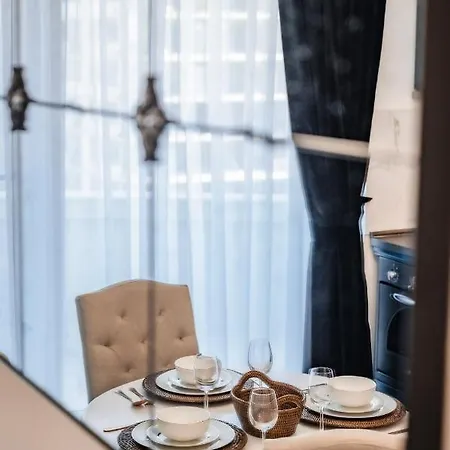 아파트 Royal - Infinity Pool &