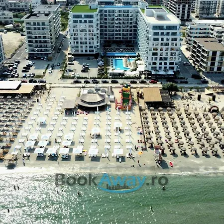 Royal - Infinity Pool &