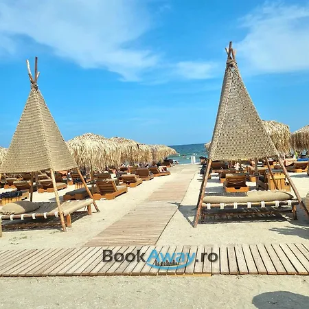 아파트 Royal - Infinity Pool & Năvodari