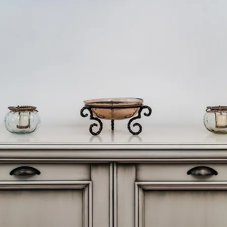 Royal - Infinity Pool & 아파트 *