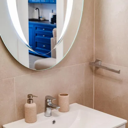 Royal - Infinity Pool & 아파트 Năvodari