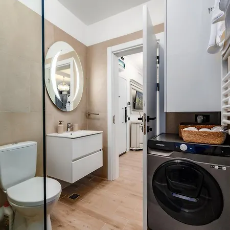 Royal - Infinity Pool & 아파트 Năvodari