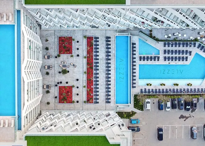 Appartement Royal - Infinity Pool & Năvodari